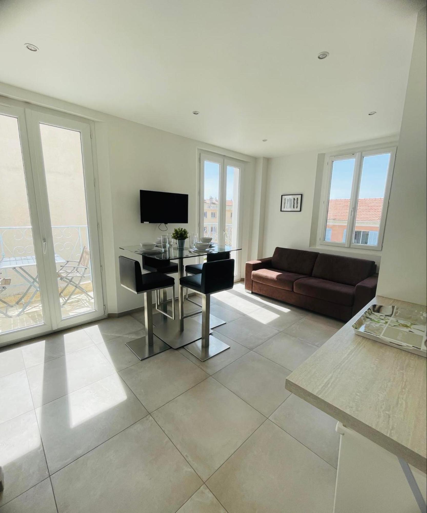 Appartement Port De Sanary Экстерьер фото